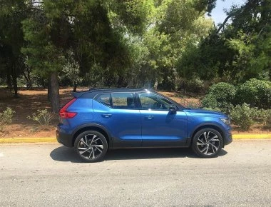 Volvo XC40 D4:Σε κερδίζει από τα πρώτα χιλιόμετρα το αυτοκίνητο με τα πέντε αστέρια